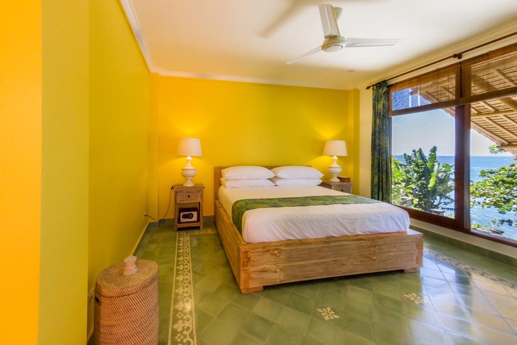 Aquamarine Beach Villas Amed  Exterior photo